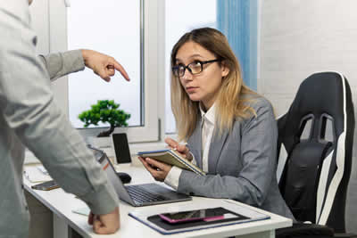 8 Simple Tricks: How to Stay Calm When People Push Your Buttons