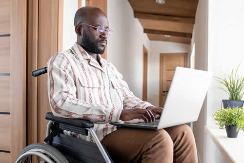 There are no accessibility issues with online courses