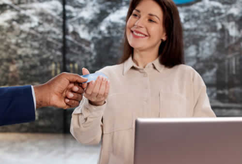 7 Best Digital Gifts for Work Anniversaries and Employee Milestones