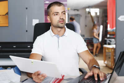 How Field Service Managers Save Time by Going Digital
